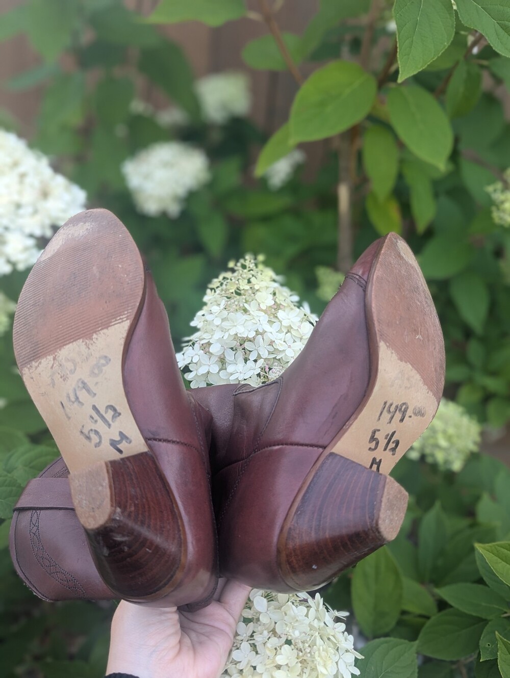 Vintage Frye Chestnut Leather Western Heel Boots - Picture 5 of 8
